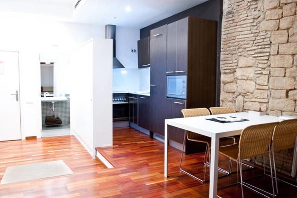 Apartamentos La Casa De Les Lletres Βαρκελώνη Δωμάτιο φωτογραφία