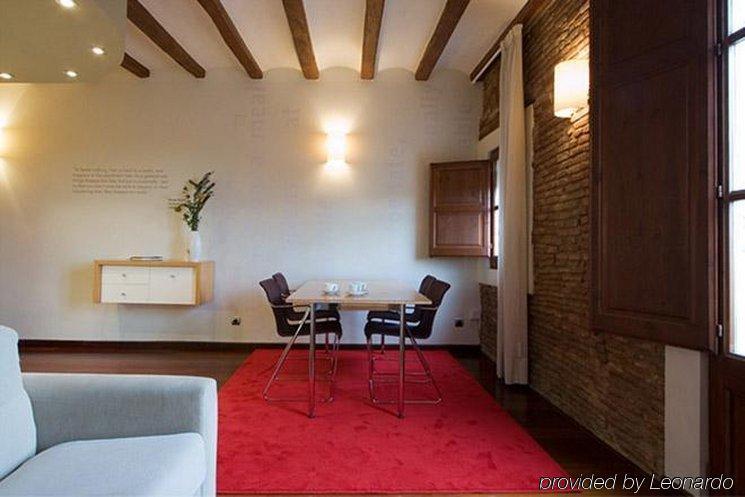 Apartamentos La Casa De Les Lletres Βαρκελώνη Δωμάτιο φωτογραφία