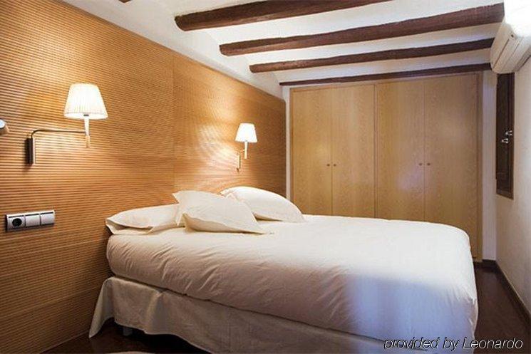 Apartamentos La Casa De Les Lletres Βαρκελώνη Δωμάτιο φωτογραφία